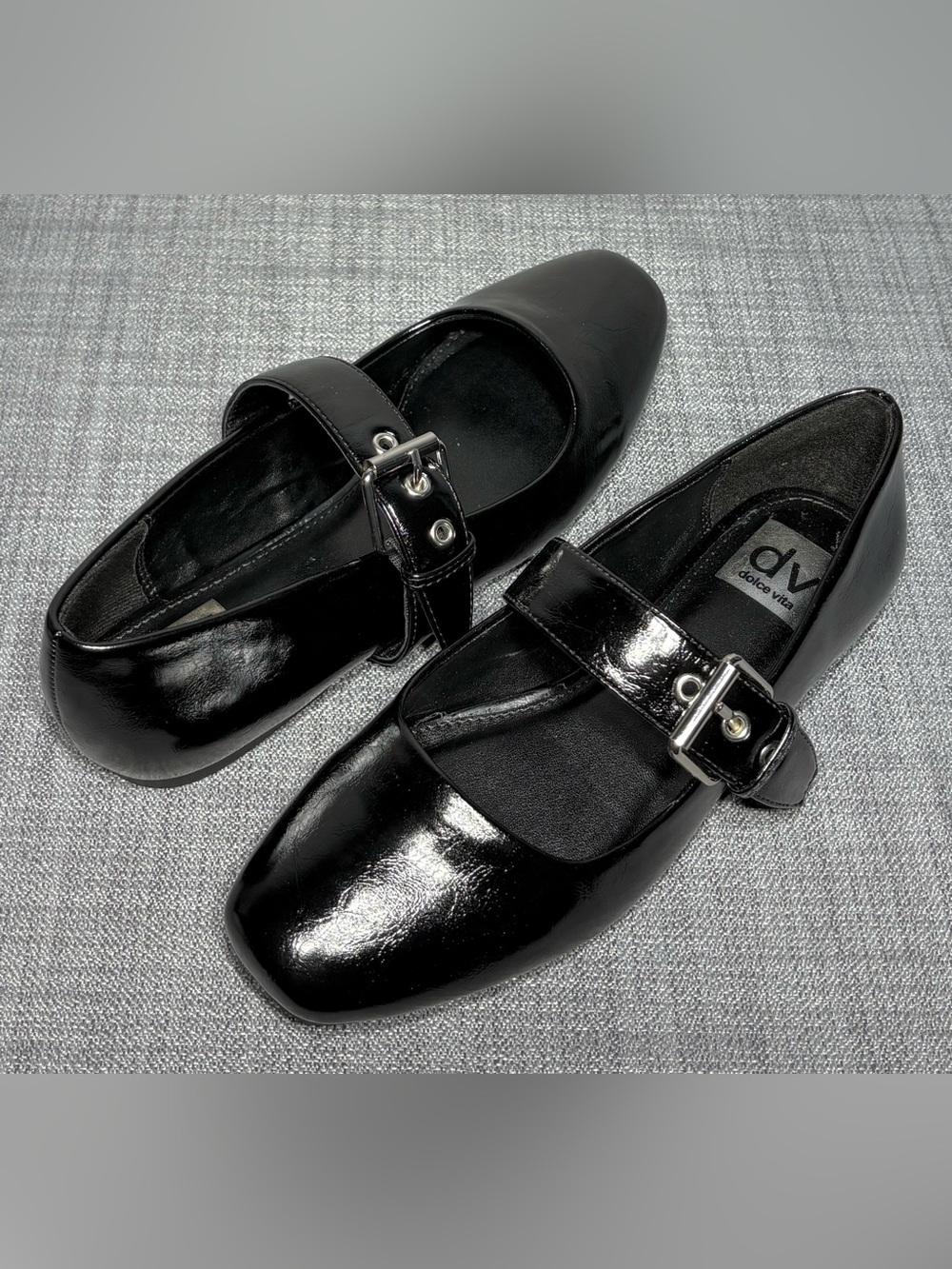 DV Dolce Vita Mellie Buckle Strap Mary Jane Flats Black Patent Size 6 - Picture 2 of 7